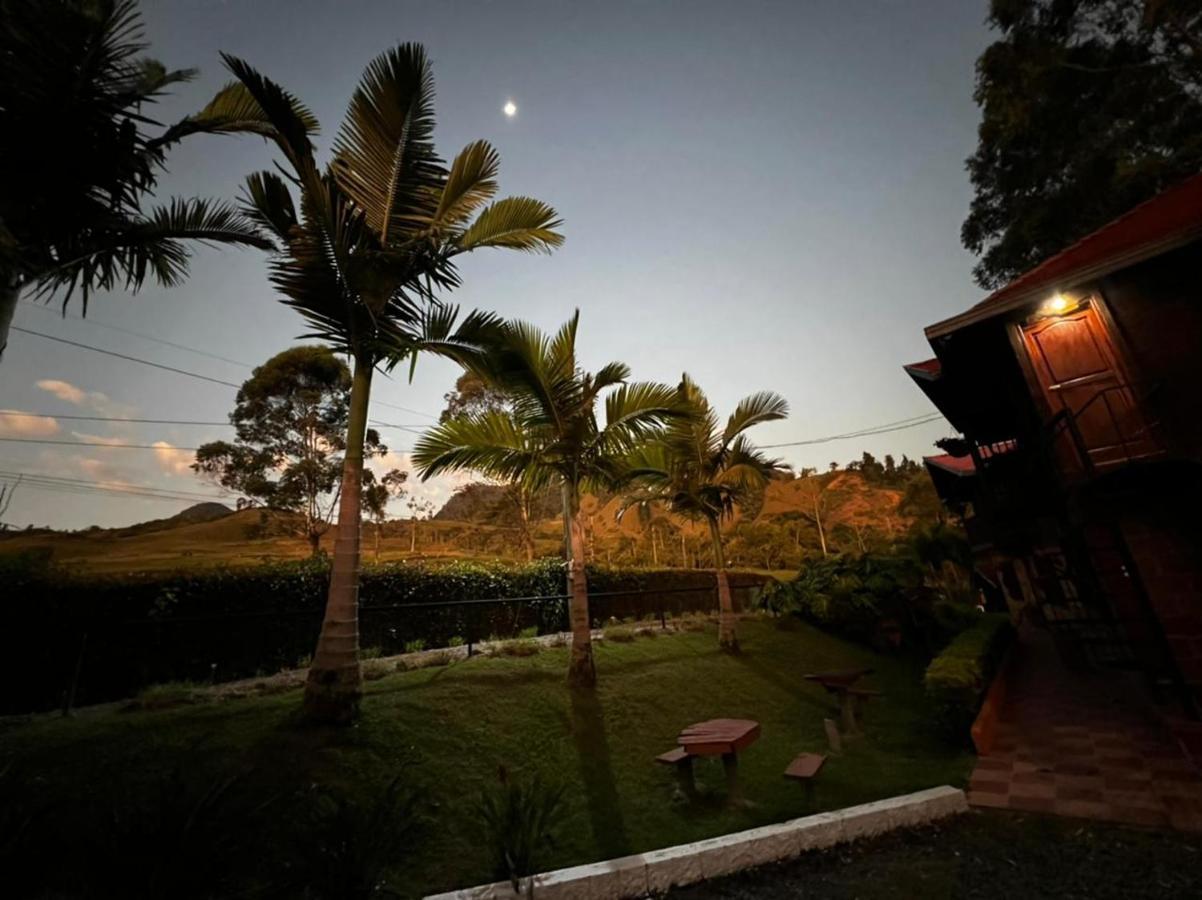 El Cielo Jardin Hotel Exterior photo
